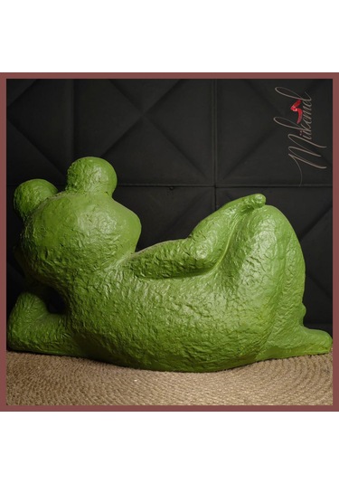 Şaşkın Yeşil Kurbağa Figürü Rahat Poz Bahçe Dekoru Dış Mekan