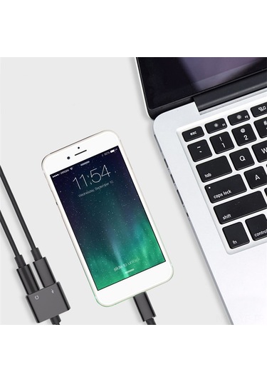 Yifomall İphone/ipad/ipod İçin 2-in-1 Lightning Ses Ve Şarj Adaptörü - Hızlı Şarj + Ses Aktarımı - İos Cihazları Uyumlu Plastik Kasa