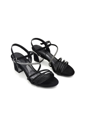 Beyaz London Biye Detaylı Topuklu Kadın Ayakkabı Siyah Siyah