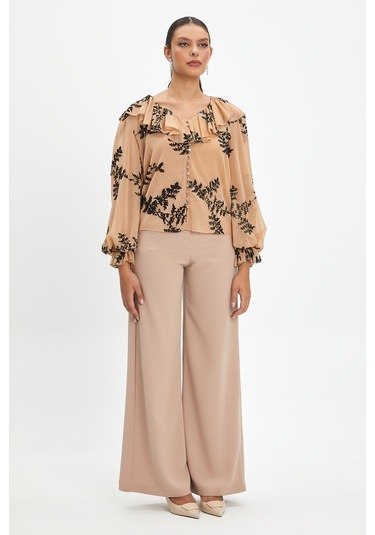 Kadın Fırfırlı Çiçek Desenli Gömlek - Volanlı Kol Ve V Yaka Detaylı Siyah-bej