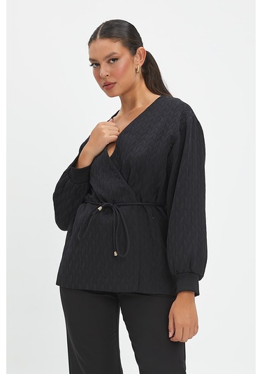 Örgü Desenli, Kuşaklı Bluz - Modern Ve Şık Tasarım - Günlük Ve Özel Kullanım İçin Zarif Tasarım Bej