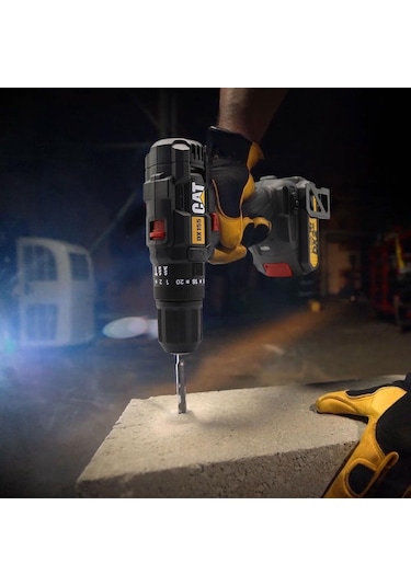 Cat DX155.1 Set 18 Volt/2.0Ah Li-ion Çift Akülü Profesyonel Şarjlı Darbeli Matkap + Da01901 32 Parça Vidalama Uç Seti