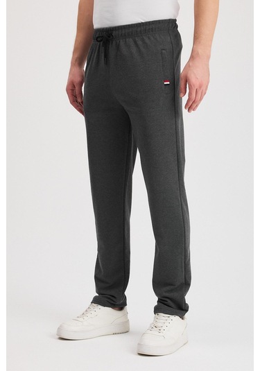 Siyah-lacivert-antrasit Erkek Fermuarlı Cepli Nakış Detaylı Düz Paça Rahat Kesim Günlük 3'lü Eşofman Altı Çok Renkli