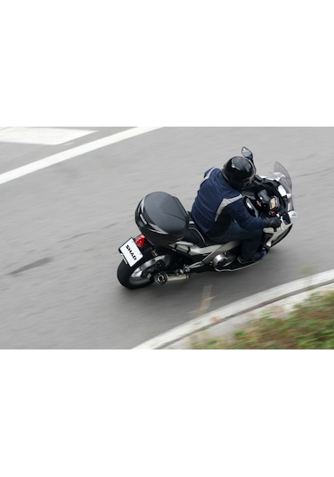 Motosiklet Arka Çanta 39 Litre Karbon Yüksel Kalite Motor Çantası Topcase Sh39 Siyah