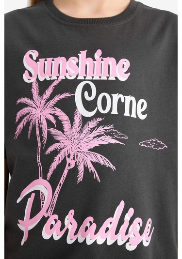 DeFacto Kız Çocuk Relax Fit Bisiklet Yaka Baskılı Kısa Kollu Tişört E0355A825SMAR211