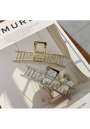 Gümüş Renk Yay Model Metal Mandal Saç Tokası 11 Cm Şık Ve Dayanıklı Tasarım Gümüş