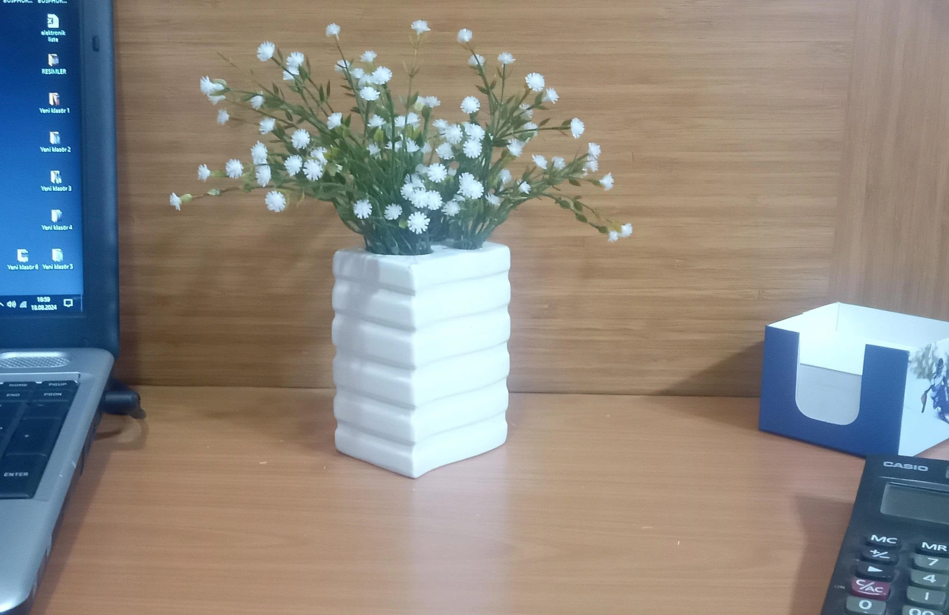 2 Adet Vazo Dahil,vazoda Çiçek,beyaz Yapay Çiçek,vazo Dekoratif Kare Çizgili 8x6x16cm Çok Renkli