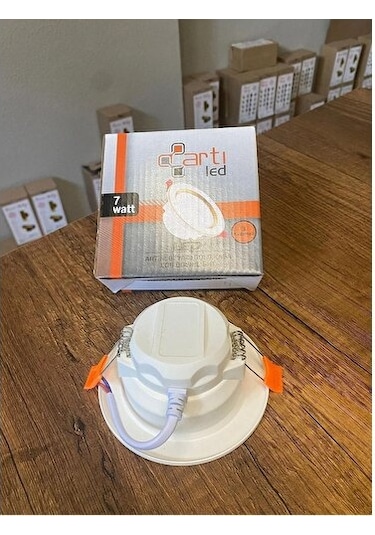 Ares Group 7w 3 Renk Spot Lamba 3200k-4000k-6500k