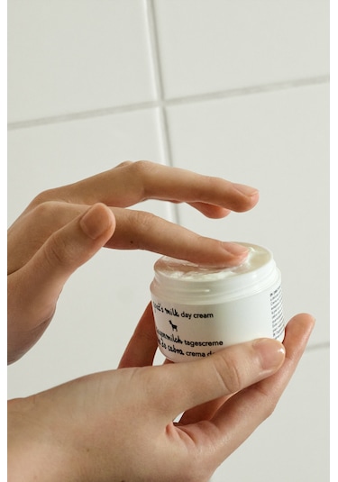 Ziaja Keçi Sütü Nemlendirici Gündüz Kremi  50 ML
