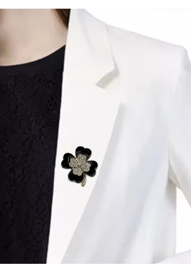 Best Price 34 Taşlı Şık Kısa Yonca Çiçeği Broş 178626468 Siyah