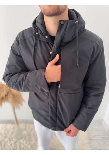 İçi Kapitoneli Kapüşonlu Şişme Mont Siyah