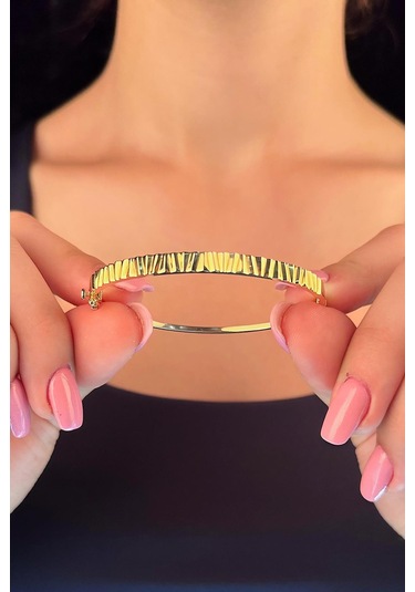 14 Ayar Altın Tasarım Kelepçe 001