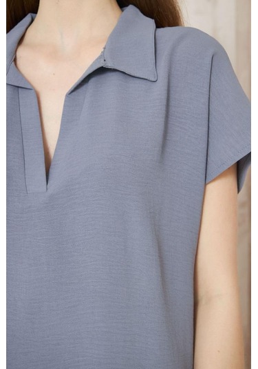 Kadın Bol Kesim Polo Yaka Kısa Kollu Günlük Kısa Midi Elbise Dizüstü 2883200 Gri