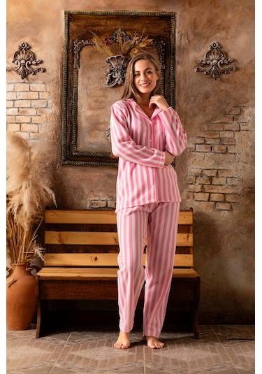 Çizgili Düğmeli Gömlek Yaka Peluş Polar Pijama Takımı Pembe