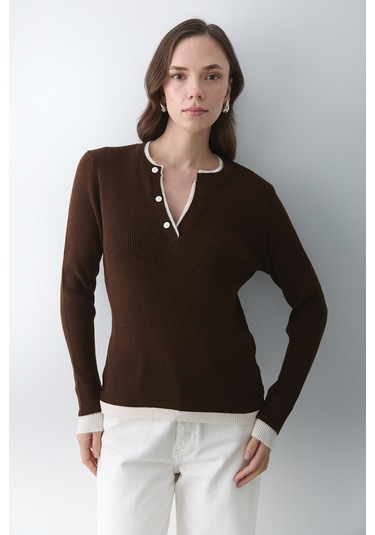 Koyu Tarçın - Krem 2 Patlı Düğmeli Kazak - 251023 Koyu Tarçın