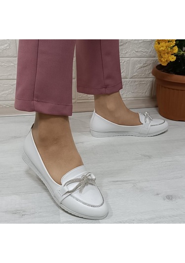 Fiyra 4012 Beyaz Taş Kurdeleli Kaymaz El Yapımı Kadın Babet 001