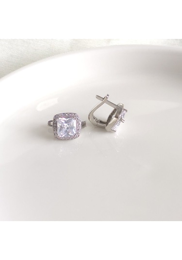 Kare Taşlı J Halka Gümüş Küpe Beyaz