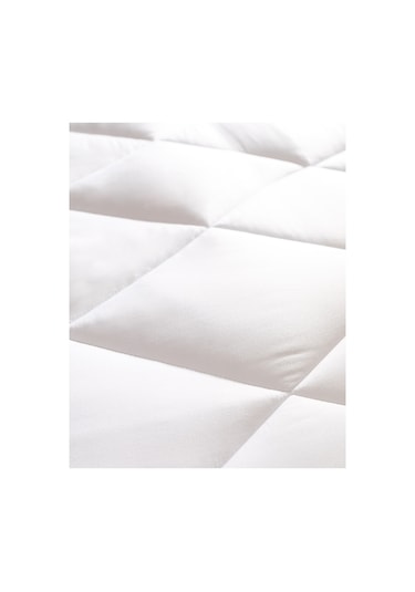 Madame Coco Leonce Micro Çift Kişilik Yorgan - Beyaz Beyaz