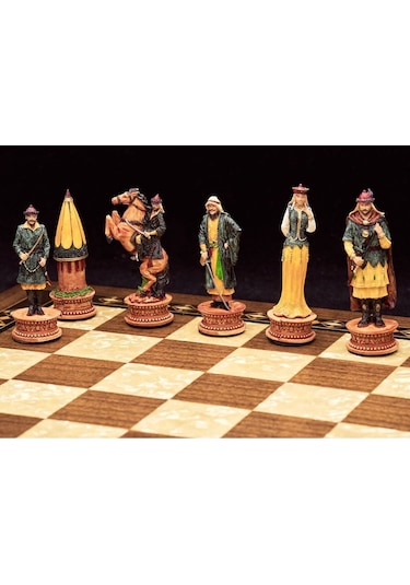 Osmanlı-hun Temalı Orta Boy Lüks Satranç Ve Yenigün Düz Satranç Tahtası