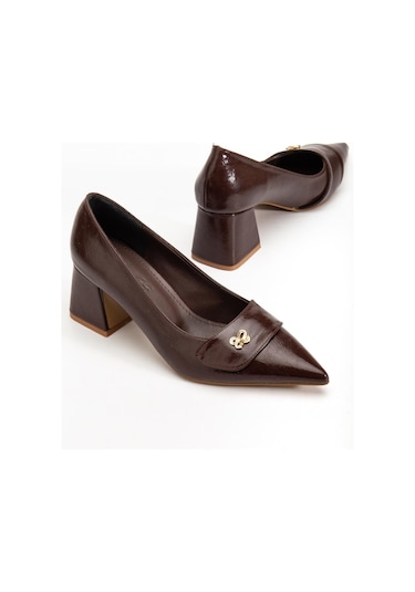 Kahverengi Büyük Beden Kadın Topuklu Ayakkabı Rugan Kalın Topuklu Sivri Burun -4335 Kahverengi