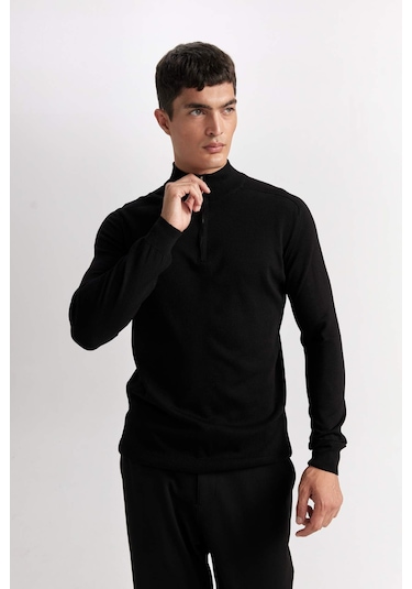 DeFacto Standart Fit Dik Yaka Yarım Fermuarlı Yumuşak Dokulu Premium Triko Kazak D0624AX24AUBK81