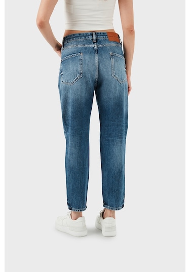 Armani Exchange Kadın Kot Pantolon 3dyj16 Y16gz 05ek Mavi Armani Exchange Kadın Kot Pantolon 3dyj16 Y16gz 05ek Mavi