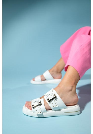 Luvishoes Zley Beyaz Şeffaf Tokalı Kadın Terlik Beyaz