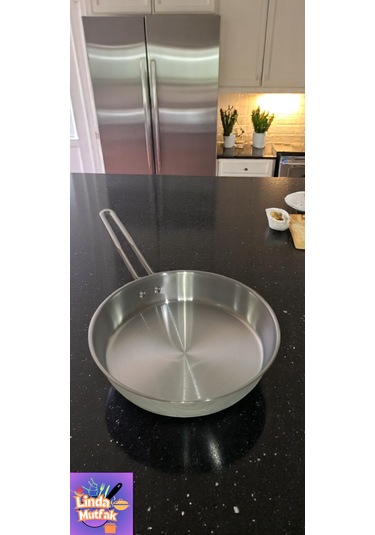 Akdeniz 26 Cm Metal Kulplu Çelik Tava