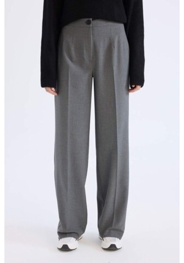 DeFacto Standart Boy Kumaş Pantolon Wide Leg Geniş Bol Paça Basic Düz Yüksek Bel C6402AX25SPAR61 DeFacto Standart Boy Kumaş Pantolon Wide Leg Geniş Bol Paça Basic Düz Yüksek Bel C6402AX25SPAR61