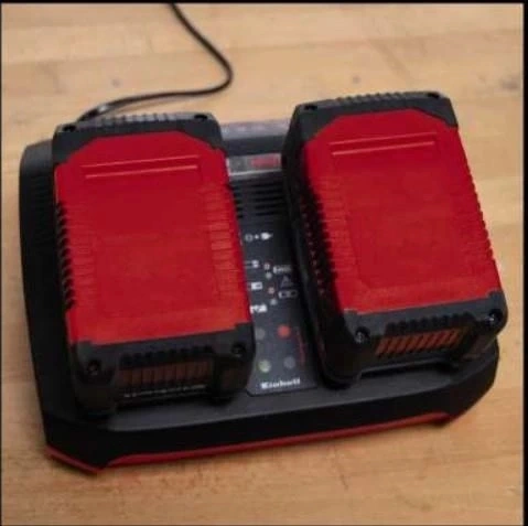 Ceylan Adam Twincharger 2x3,0 Ah Akü Ve Şarj Aleti