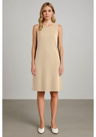 Modal Kumaş Rahat Kalıp Basic Günlük Elbise Bej