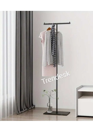 Metal T Siyah Ayaklı Askılık Elbise Askılık Siyah