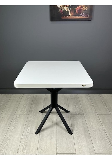 Tepe Beyaz Mutfak Yemek Masası Balkon Masası Kavisli Köşe Siyah Ayak 70 Cm