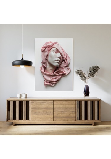 Pembe Eşarplı Kadın Poster