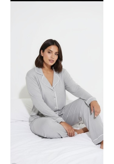 Düğmeli Biyeli Pijama Takımı Gri