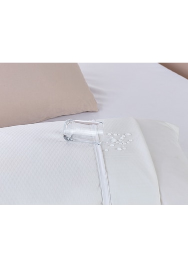 Madame Coco Blanch Sıvı Geçirmez Yastık Alezi