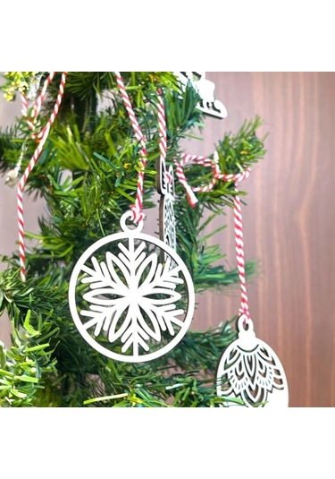 10 Parça Kırmızı Beyaz İpli Karışık Model Ahşap Yılbaşı Ağaç Süsü 5365