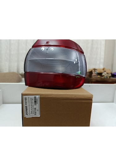 Siena Stop Lambası Arka Sağ Duysuz 1997-2001 Yolcu Tarafı