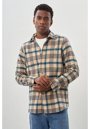 Koyu Bej Yünlü Ekose Desen Yumuşak Yaka Cepsiz Uzun Kol Casual Comfort Fit Gömlek 1004245227 Koyu Bej