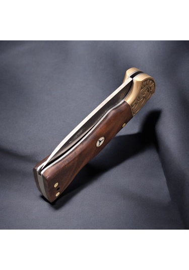 N690 Böhler Çelik Gravürlü Balçıklı Kilitli Yaylı Çakı Dayanıklı El İşçiliği Çakı Modelleri Açık Kahverengi