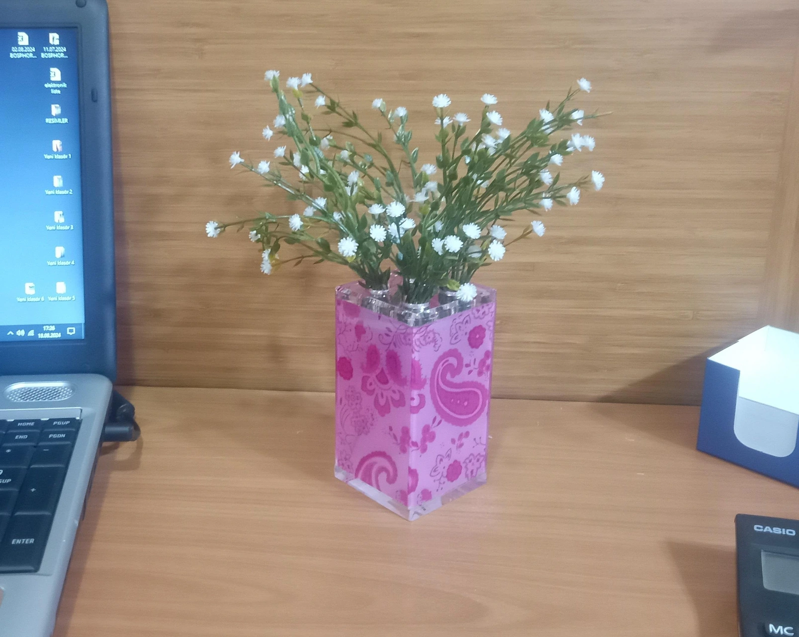 2 Adet Vazo Dahil,vazoda Çiçek,beyaz Yapay Çiçek,vazo Dekoratif Pembe 7x7x17cm Çok Renkli