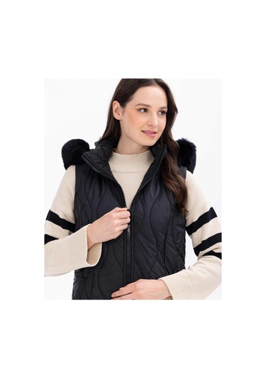 Scl Kapüşonlu Siyah Kadın Yelek 2321601011 Siyah