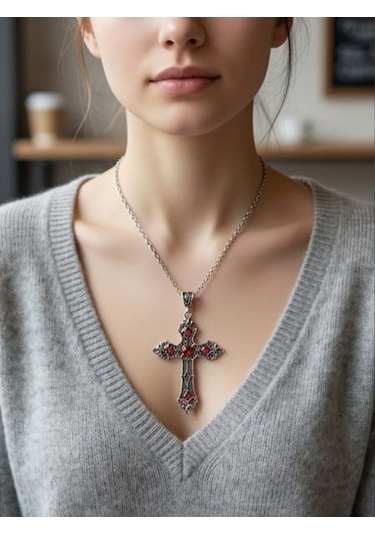 Dükkan Design Antik Rönasans Haç Kolye Gri - Kırmızı