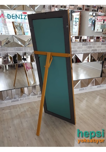 Ayna Çerçeveli Model Altın Renk Ayaklı Boy Aynası Altın