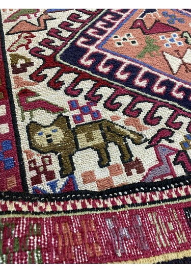 El Dokuma Şahseven Kilimi 84X100 Aslan Figürlü %100 Yün Kilim ! Kırmızı