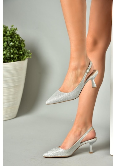 Fox Shoes S518081714 Gümüş Sim Alçak Topuklu Kadın Ayakkabı Gümüş