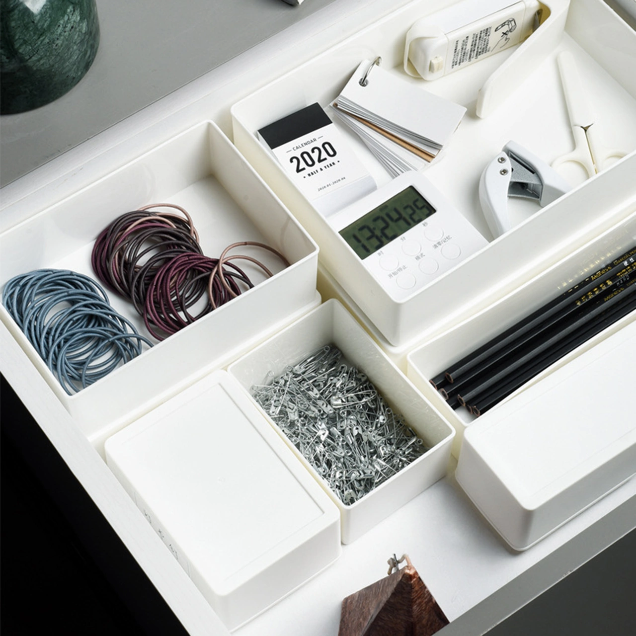 Geeksen Küçük Boy Etiketli Bölümlü Çekmeceli Depolama Kutusu - Evde Kolay Kullanım, Dayanıklı Malzeme İle Ev Organizasyonu Diğer