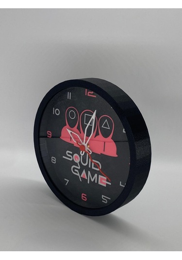 Squid Game Temalı Siyah Zeminli Ve Siyah Kasalı Duvar Saati Siyah