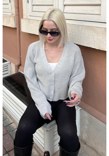 Madmext Gri Uzun Kollu Düğmeli Crop Hırka Mg2198 Gri