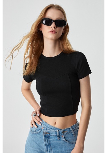 CERAEN  Kadın Slim Kısa Kol Bisiklet Yaka Siyah T-Shirt